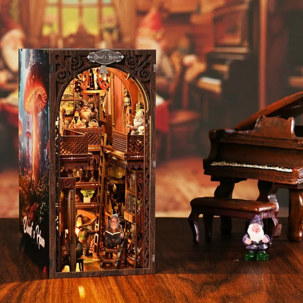 Book Nook - Dwarf's House