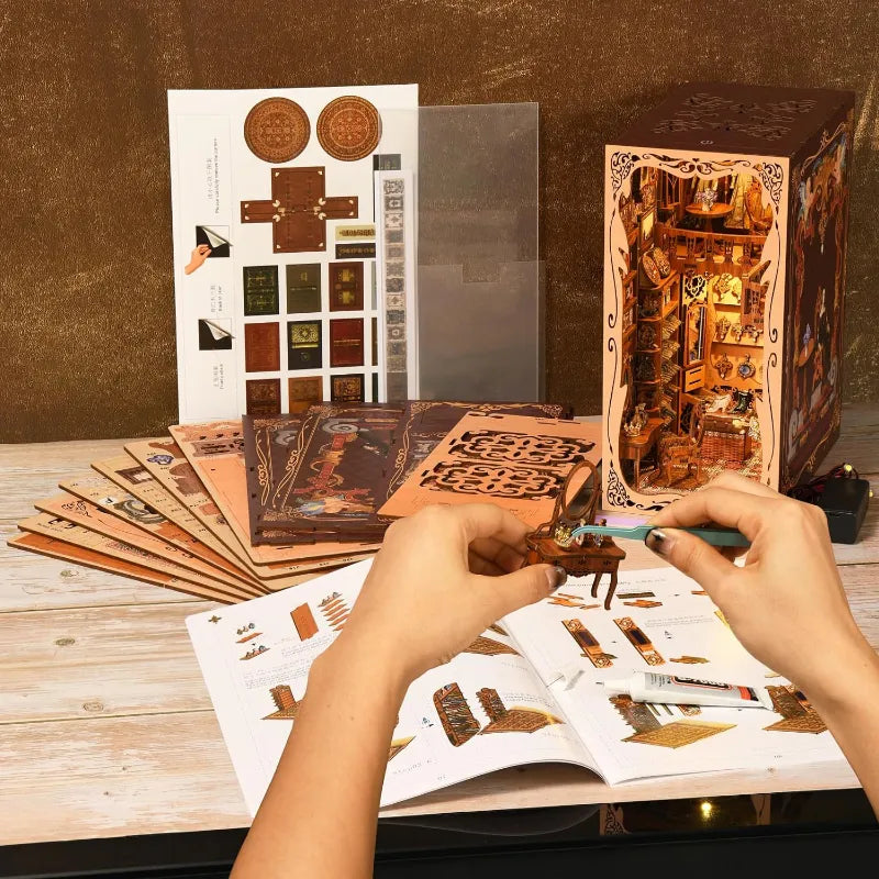 Magnifique garde-robe de la duchesse Book Nook Kit
