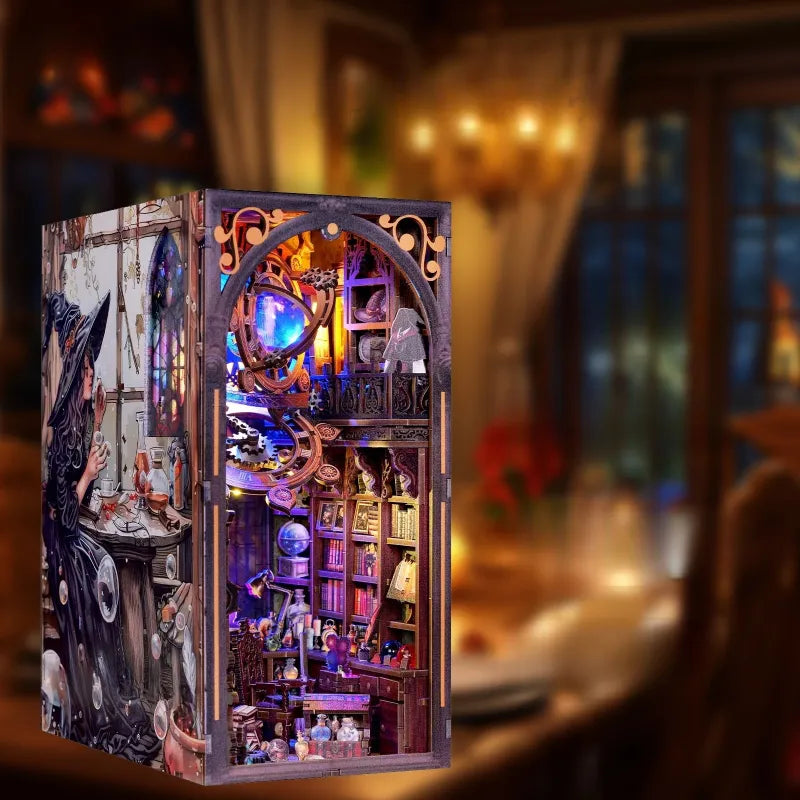 Judy's Magical World book nook kit β detail view 5
