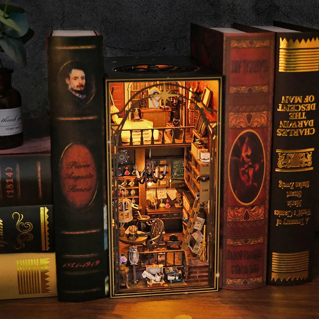 La maison magique de Mira Book Nook