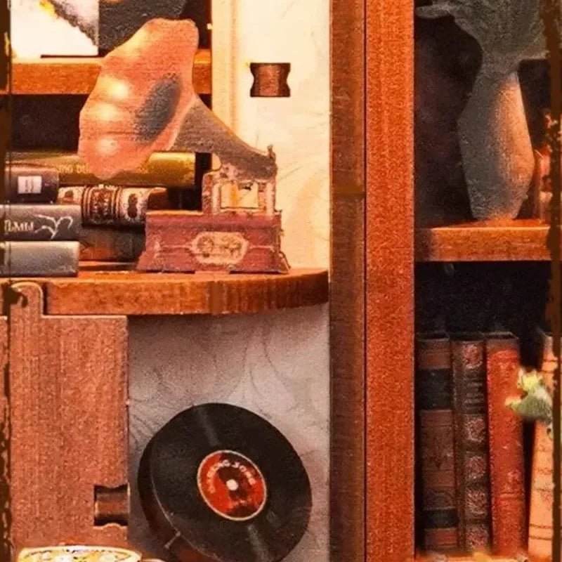 Moments In Time | Book Nook-bouwpakket