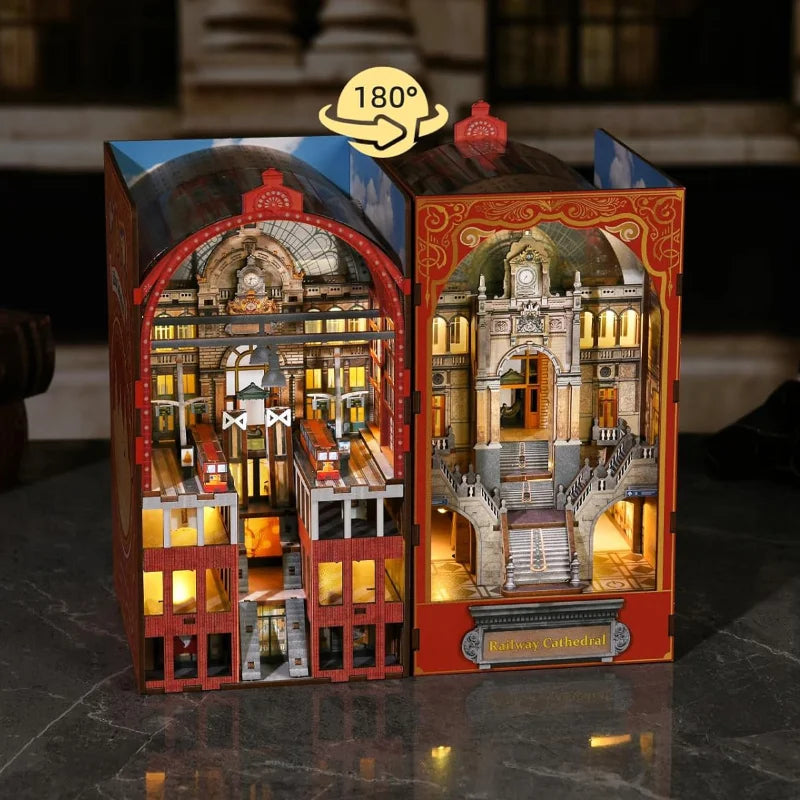 Railway Cathedral | Book Nook-bouwpakket