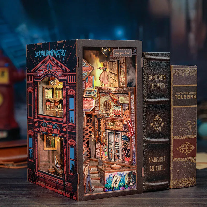 The Long Goodbye | Book Nook-bouwpakket