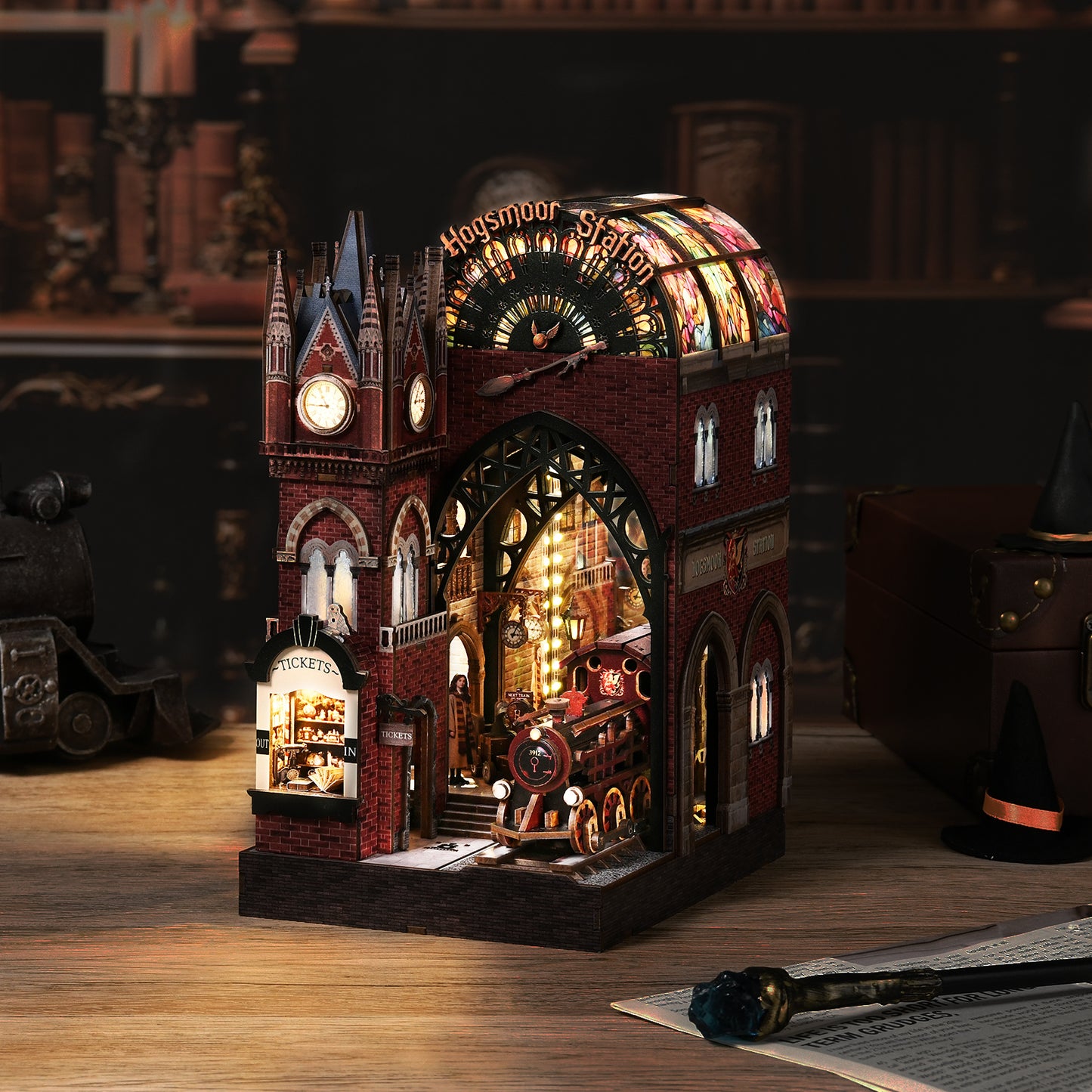 Hogsmoor Station DIY Book Nook Kit