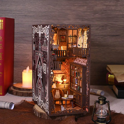 Book Nook - No.9 Secret Castle II
