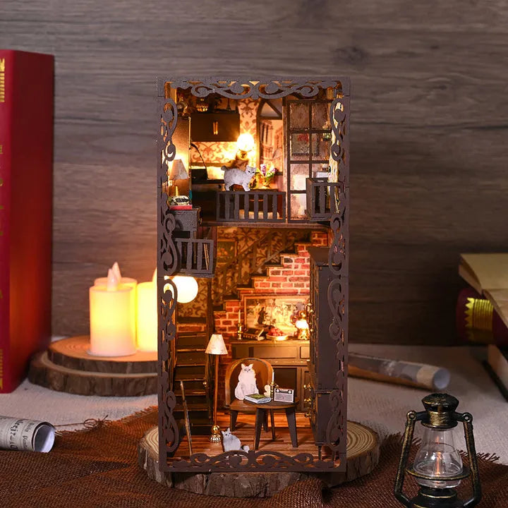 No.9 Secret Castle II Book Nook