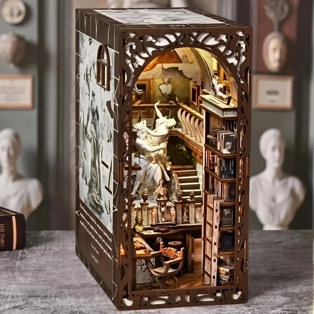 Bernini's Sculpture Workshop | Book Nook-bouwpakket