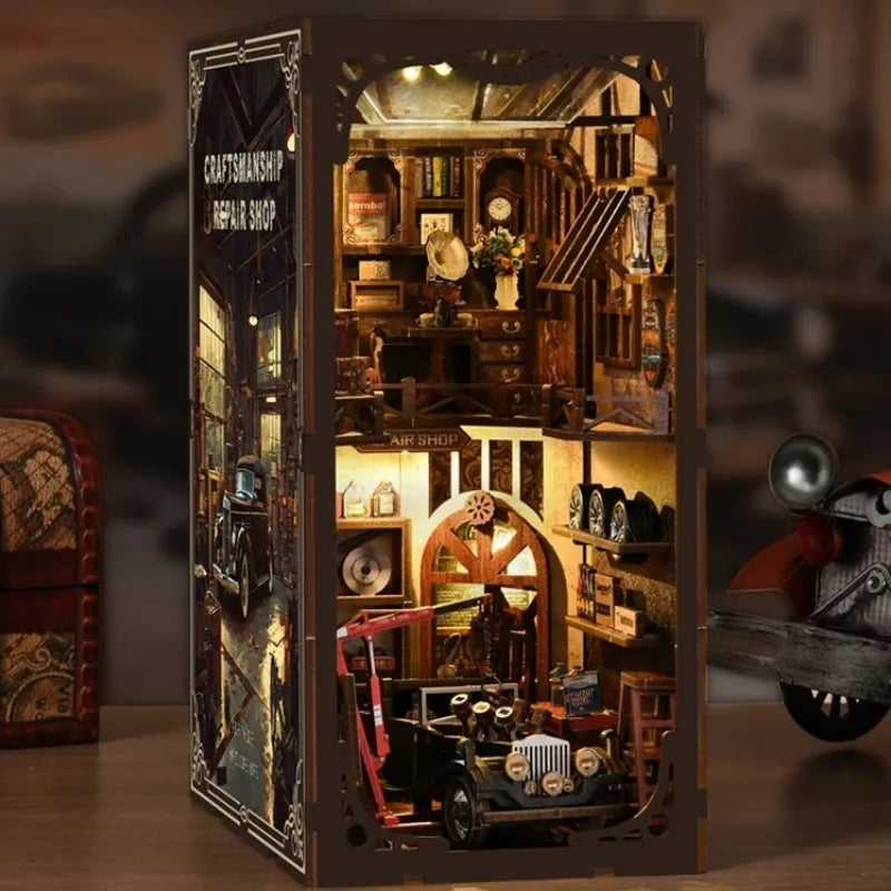 Craftsmanship Repair Shop | Book Nook-bouwpakket
