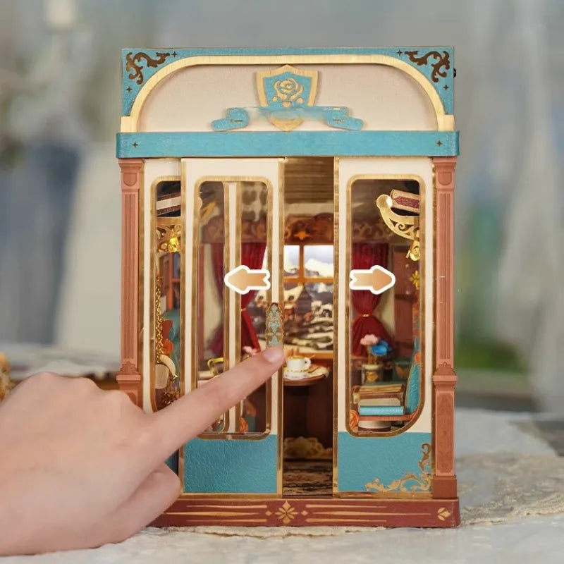 European Travels | Book Nook-bouwpakket