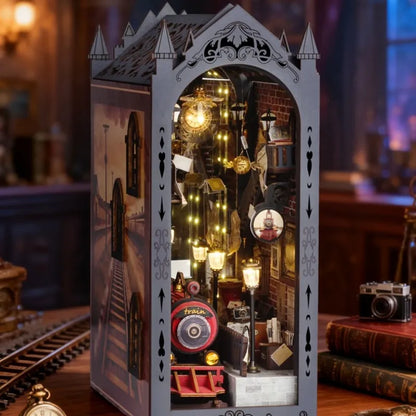 Book Nook - Fantasy Train Platform