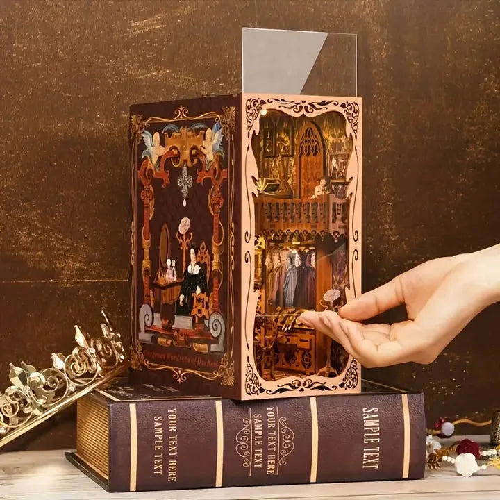 Magnifique garde-robe de la duchesse Book Nook Kit