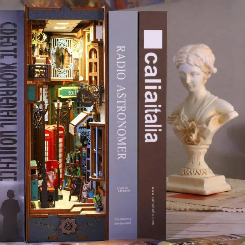 Book Nook - Island Holiday