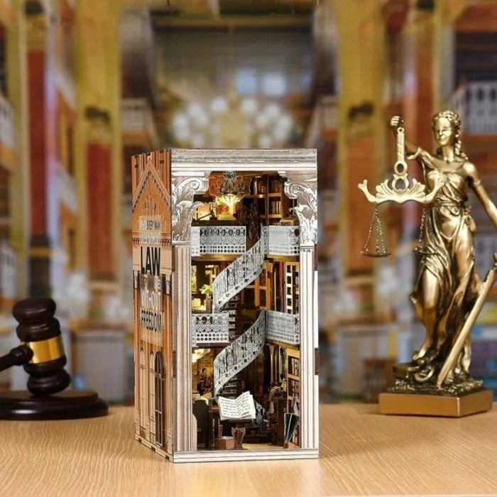 Law Library | Book Nook-bouwpakket