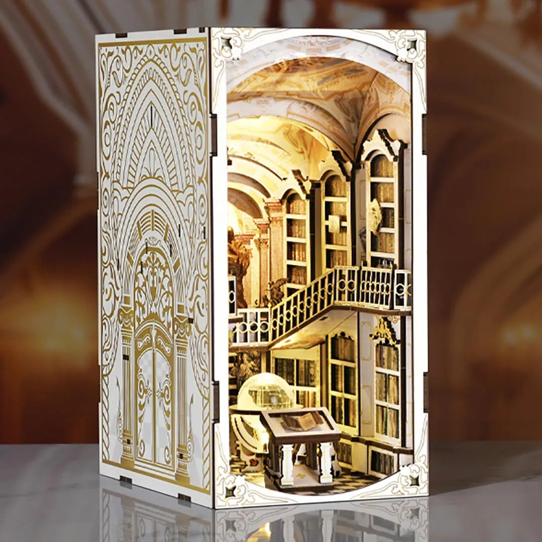 Book Nook - Library of Gods