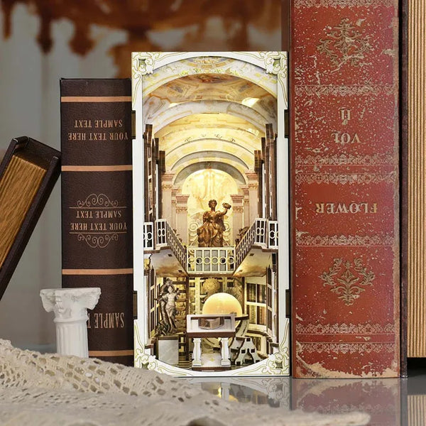 Book Nook - Library of Gods
