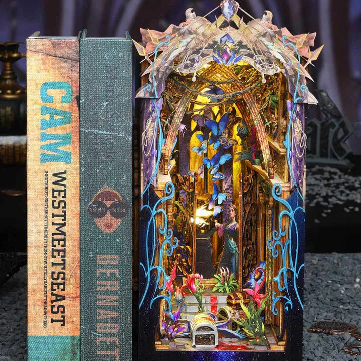 Book Nook - Pandora's Box