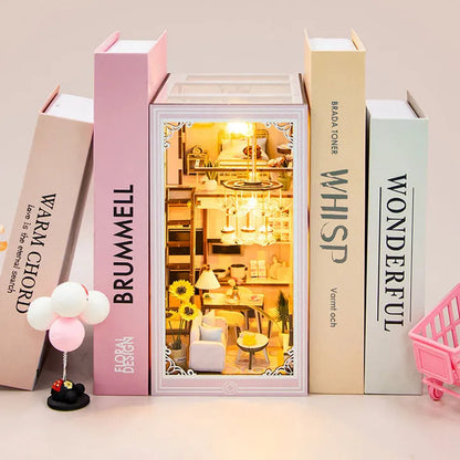 Book Nook - Pink Loft