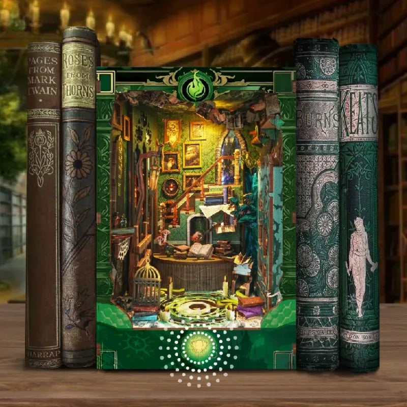 Book Nook - Snake House