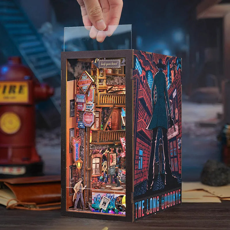 The Long Goodbye | Book Nook-bouwpakket
