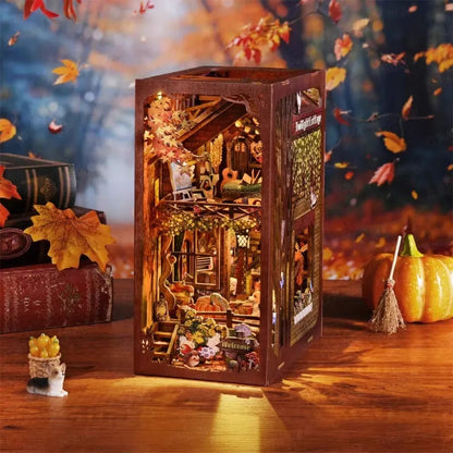Book Nook - Twilight Cottage