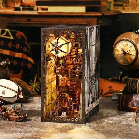 Uncle Peter’s Warehouse | Book Nook-bouwpakket