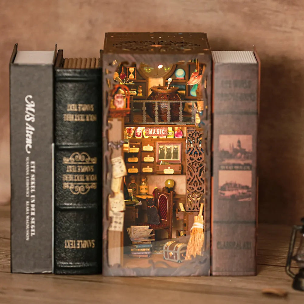 Apothicaire magique Book Nook Kit