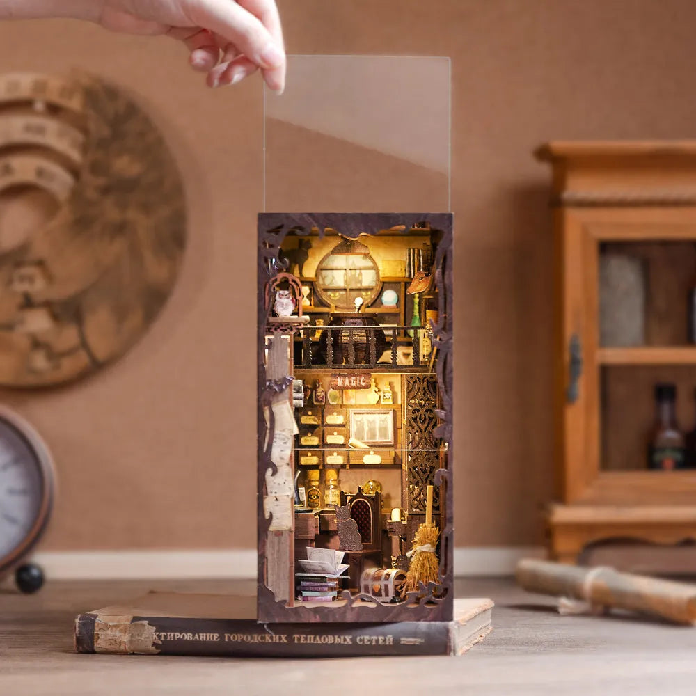 Apothicaire magique Book Nook Kit