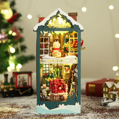 Book Nook - Merry Christmas | Christmas Diorama