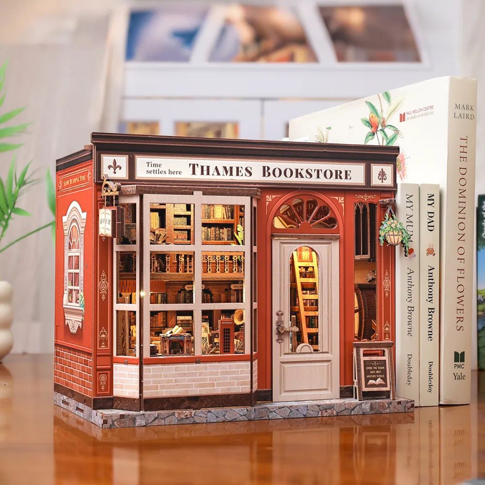 Miniature House Kit - Thames Bookstore