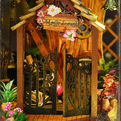 Miniature House - Magic Spirit