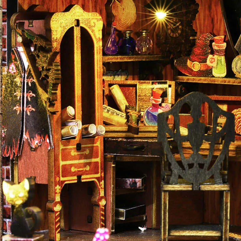 Miniature House - Magic Spirit