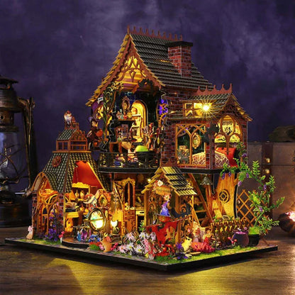 Miniature House - Magic Spirit