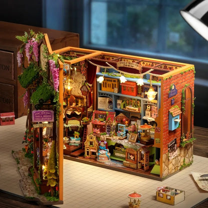Miniature House - Dollhouse Shop