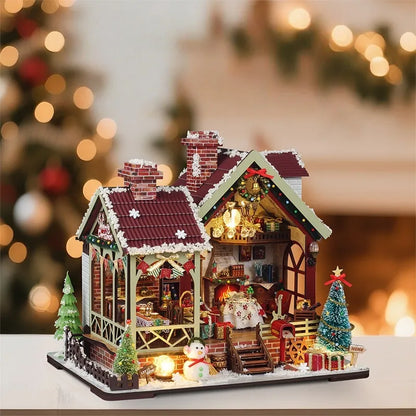 Miniature House Kit - Warm Christmas Lodge